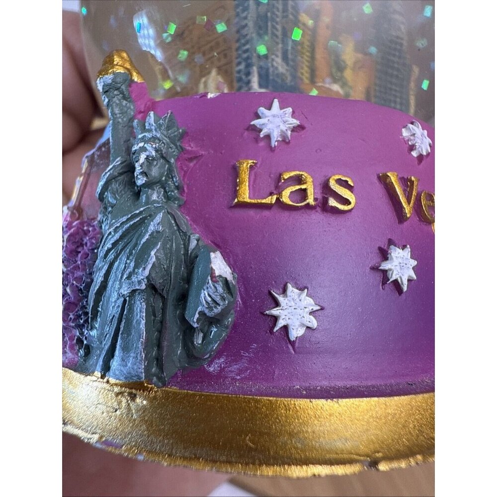 LAS VEGAS SNOW GLOBE ~ 3.25” ~ - Picture 8 of 12